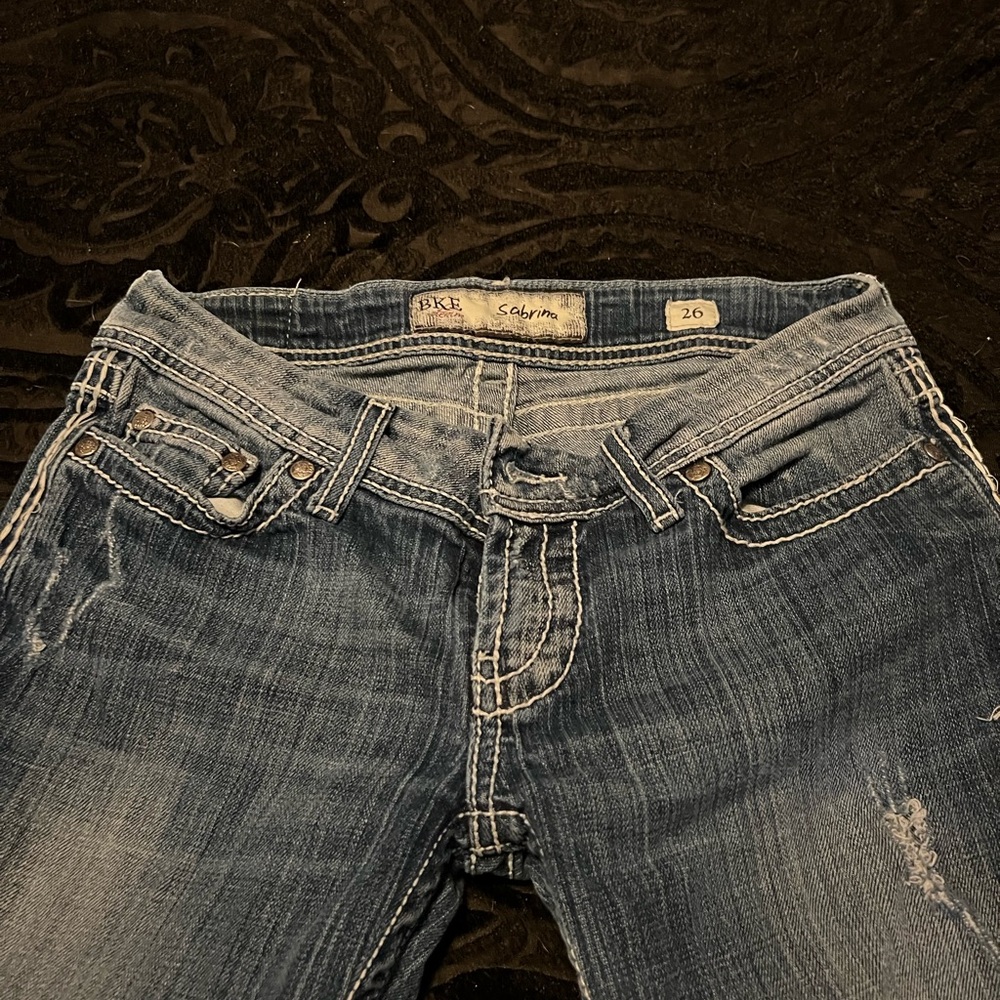 BKE Sabrina Jeans Womens 26 Blue Distressed Skinny Low Rise Stretch Y2K Buckle